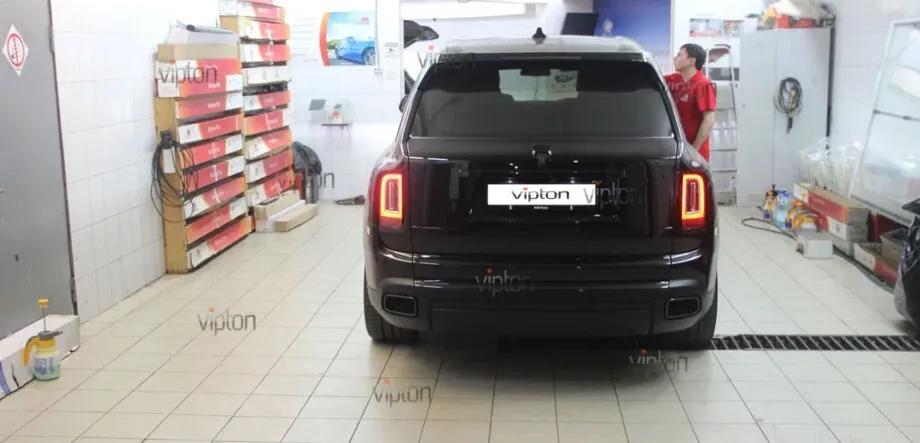 Rolls-Royce Cullinan 12 Rolls-Royce Cullinan 12